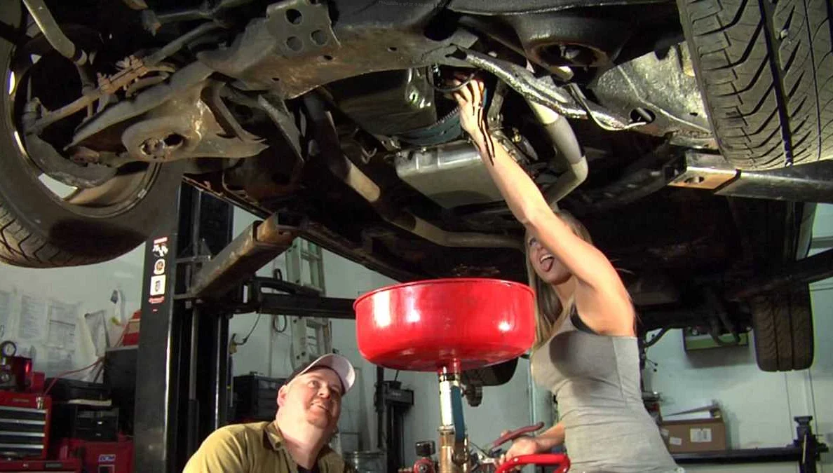 Проверка жидкости в охлаждающей системе