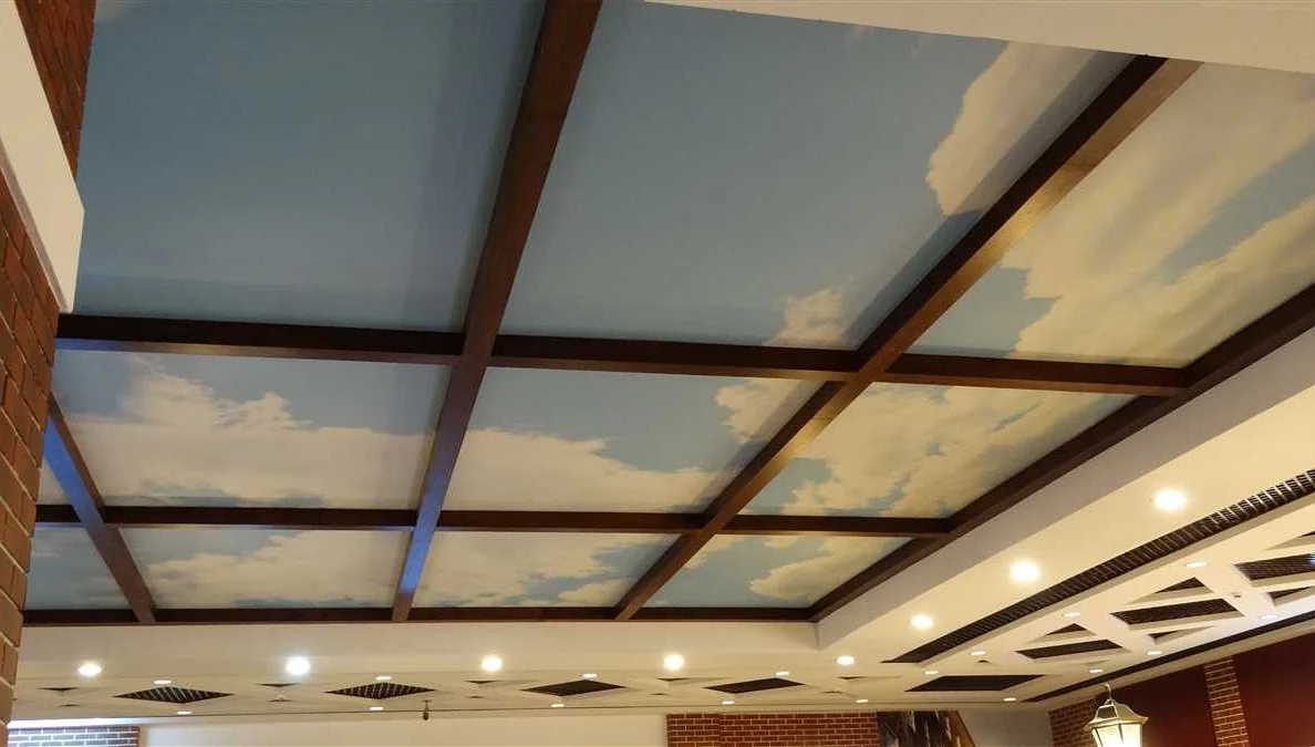 Квадратные потолки: как правильно называть их?