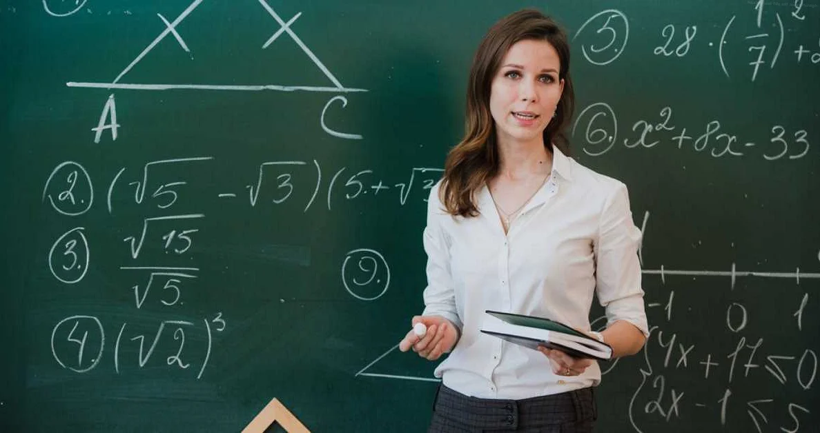 Стоимость репетиторства по математике для 8-классника: цены на услуги